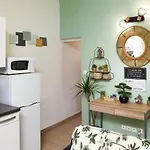 Les Bulles Medievales - Appartement Dedie Au Bien Etre Avec Spa - Netflix Et Wifi - Climatisation