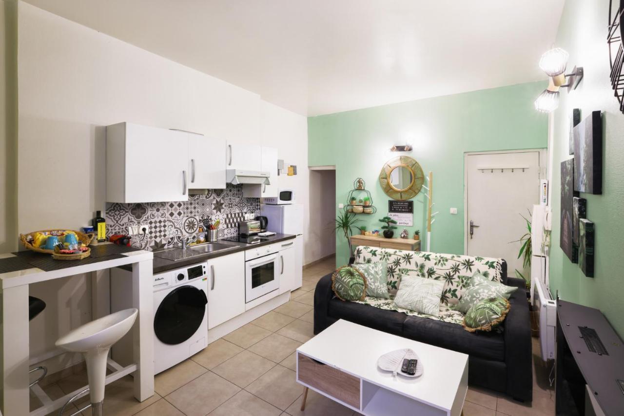 Les Bulles Médiévales: Wellness With Spa & Sauna Apartment Carcassonne