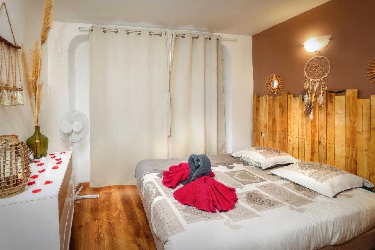 Apartment Les Bulles Médiévales: Wellness With Spa & Sauna Carcassonne